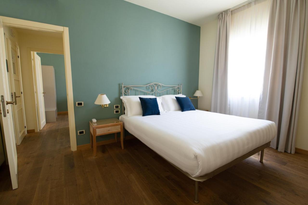 Hotel Enzo Porto Recanati Bagian luar foto