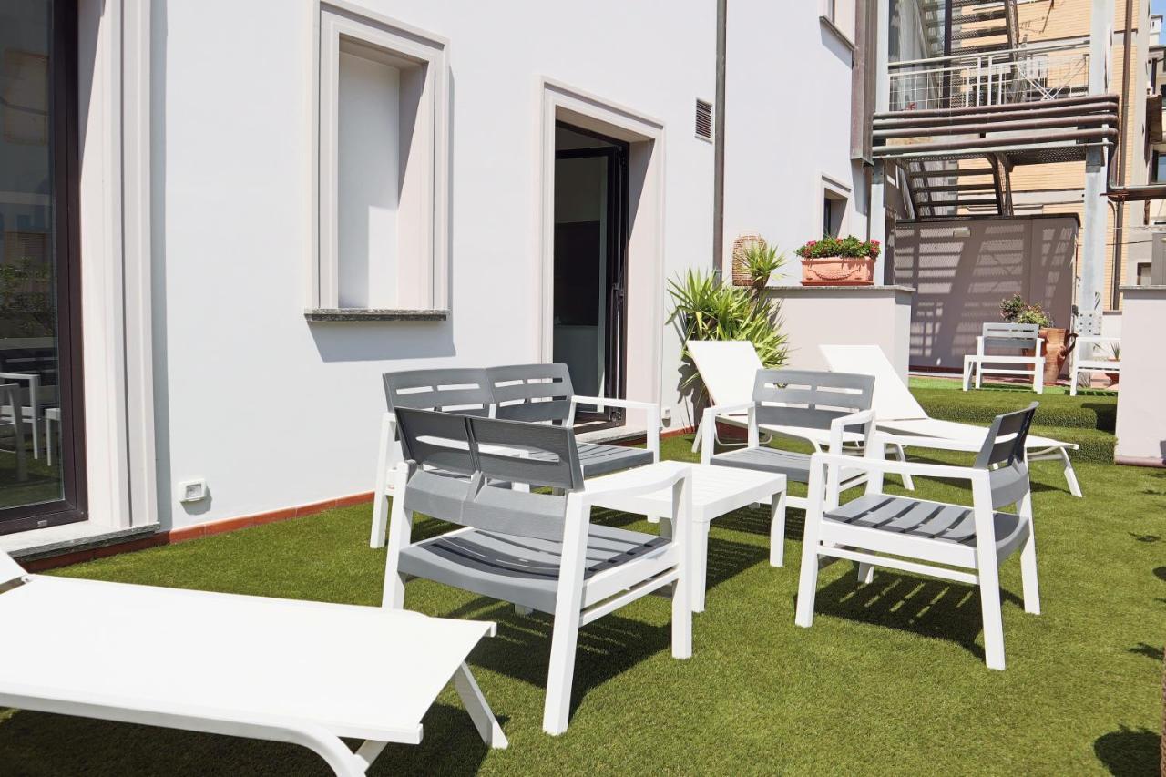 Hotel Enzo Porto Recanati Bagian luar foto